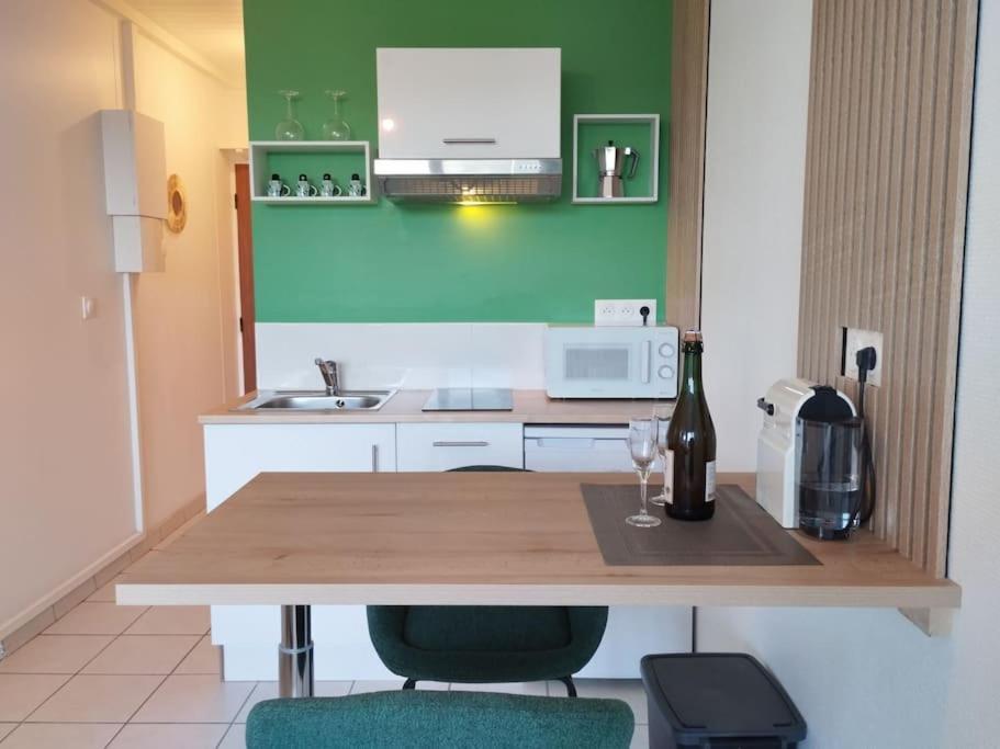 Studio Vue Mer - Plage De Trestraou Perros-Guirec Extérieur photo